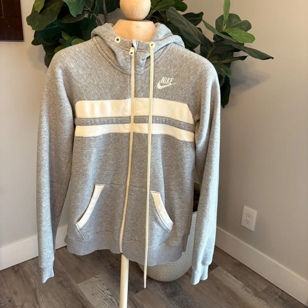 Nike Sportswear Boys Full Zip Hoodie Heather Gray Fleece L 12-14 Sweatshirt